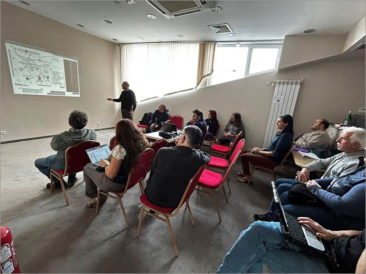 Description: ../../../594075141_1270328111792922_1086082616419387732_n.jpg