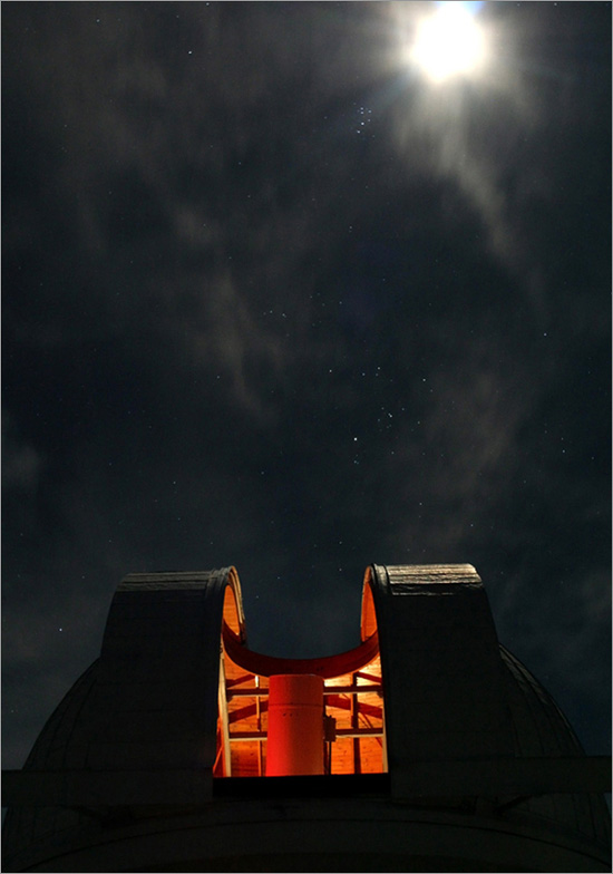 Description: Description: Description: Description: Description: Description: Description: Description: C:\htm\WEB_NAO\current_astropicture\fr_files\Moon_M45_shmit_small.jpg